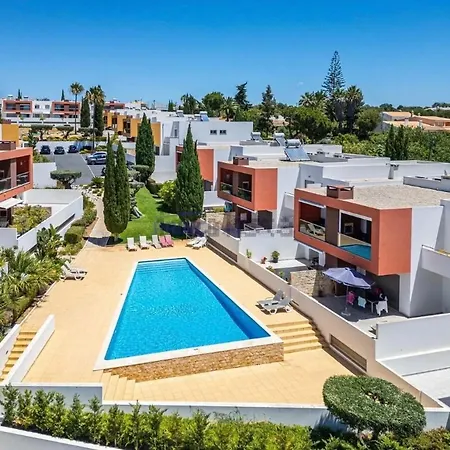 Gale By The Sea Διαμέρισμα *