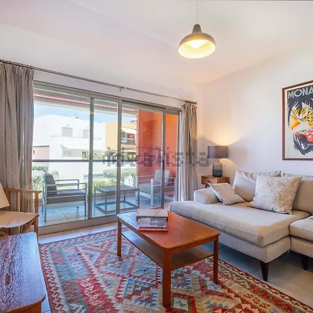 Gale By The Sea Διαμέρισμα *